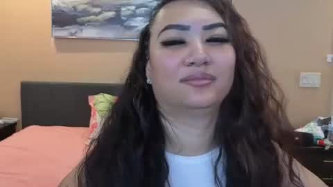 Snapshot of luckylee1992 chatting on 11-22-25, 04:22 luckylee1992 online show from 11-22-25, 04:22