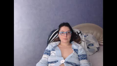 luckylinda23 online show from 02-10-25, 06:24