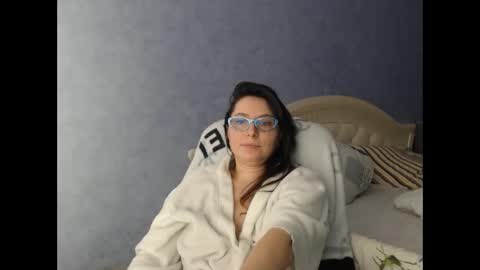 luckylinda23 online show from 02-12-25, 11:51