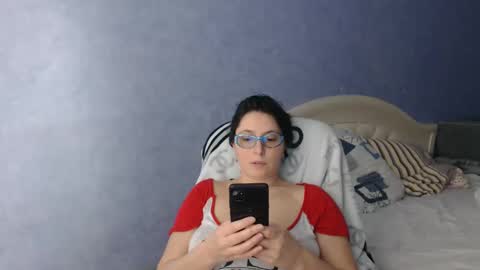 luckylinda23 online show from 02-15-25, 06:33