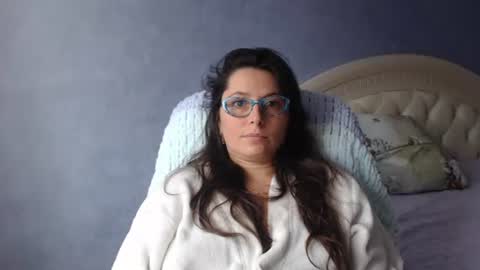 luckylinda23 online show from 10-18-25, 11:11