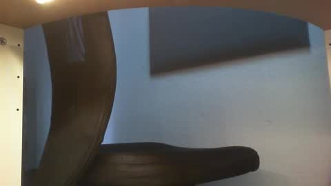 Snapshot of luckyluke2k chatting on 12-20-24, 10:49 Lucky online show from 12-20-24, 10:49