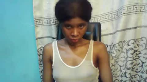 Snapshot of luckymadequeen chatting on 02-23-25, 10:09 Gloria online show from 02-23-25, 10:09