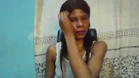 Snapshot of luckymadequeen chatting on 03-09-25, 11:03 Gloria online show from 03-09-25, 11:03