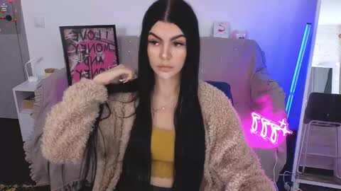 Monika online show from 10-27-25, 10:19