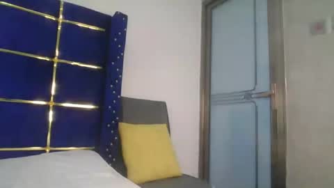 Snapshot of luckyy0001 chatting on 10-26-25, 10:32 Lopez online show from 10-26-25, 10:32