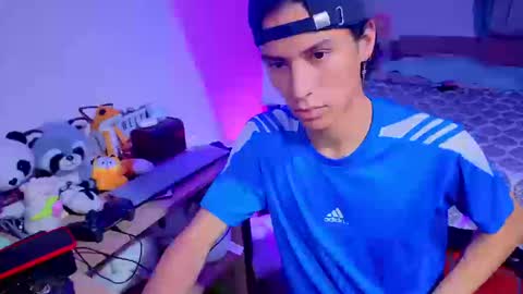 Lu Independent Model online show from 09-20-25, 12:22