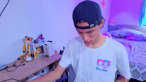 Lu Independent Model online show from 09-26-25, 09:19