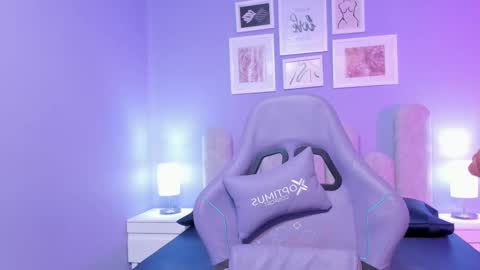 Lu online show from 09-26-25, 07:51