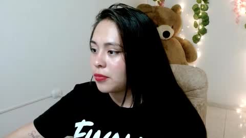Snapshot of lucy1609 chatting on 10-27-25, 07:40 lucy1609 online show from 10-27-25, 07:40