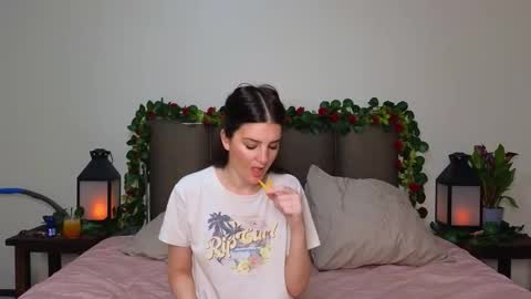 Lucy online show from 11-07-25, 09:15