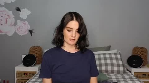 Lucy online show from 04-21-26, 09:06