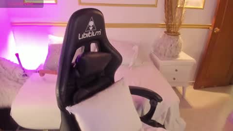 lucy online show from 01-17-25, 01:57