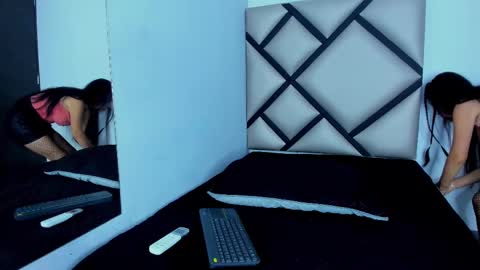   online show from 09-10-25, 04:56