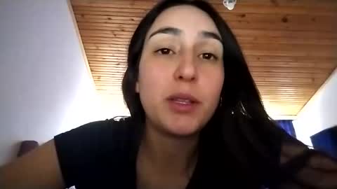 Snapshot of lucy_be chatting on 03-11-25, 06:08 Lucia online show from 03-11-25, 06:08