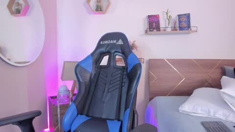 Your Lucy online show from 04-01-26, 03:29