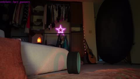 Lucy. online show from 01-15-25, 12:19