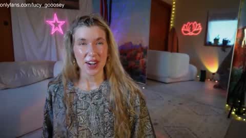 Lucy. online show from 09-14-25, 12:21