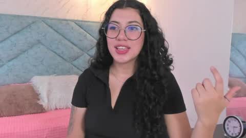 Lucy Greys online show from 04-22-26, 07:26