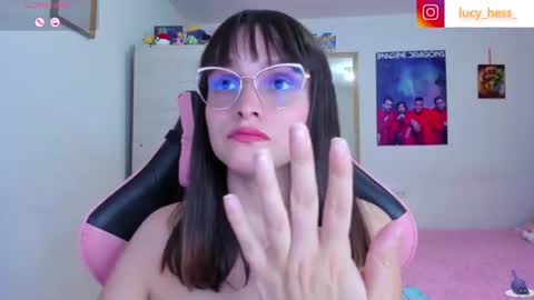 Snapshot of lucy_hess_ chatting on 06-17-26, 08:10 Lucy online show from 06-17-26, 08:10