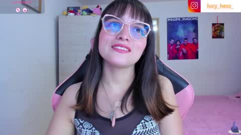 Snapshot of lucy_hess_ chatting on 06-19-26, 06:56 Lucy online show from 06-19-26, 06:56