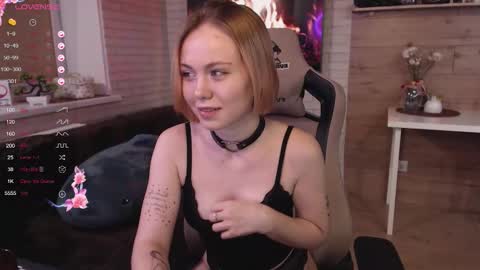 Lucy online show from 09-11-25, 10:32