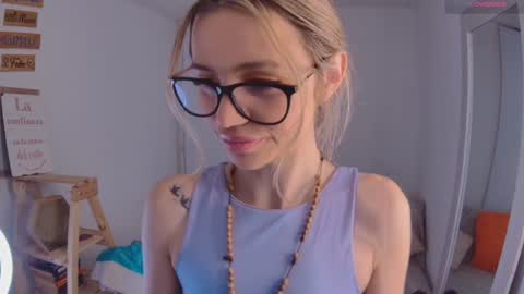 lucy online show from 01-12-25, 02:45