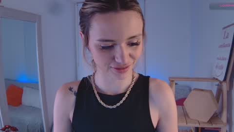 lucy online show from 01-20-25, 02:43