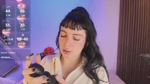 Sofia  online show from 10-14-25, 07:47