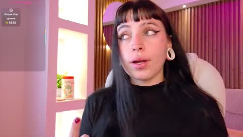 Snapshot of lucy_smith7 chatting on 11-14-25, 03:49 Sofia online show from 11-14-25, 03:49