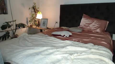 luciana online show from 01-08-25, 01:00