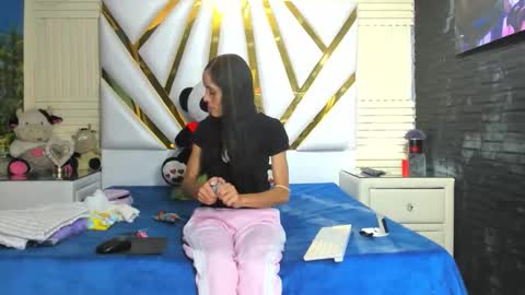 Lucy unlimit come back here  online show from 10-16-25, 02:40