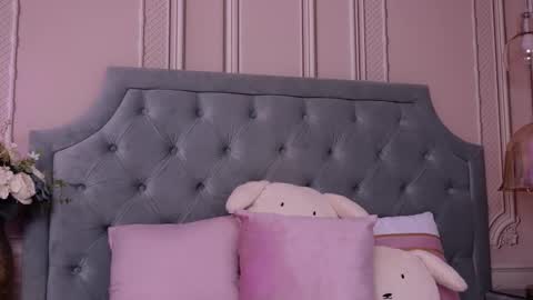 LucyAddison online show from 03-19-26, 04:38