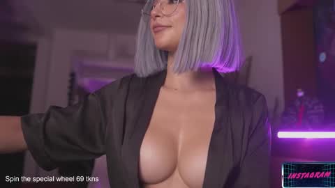 Snapshot of lucyallenx chatting on 01-23-25, 12:46 Lucy Alien  online show from 01-23-25, 12:46