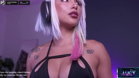 Snapshot of lucyallenx chatting on 10-07-25, 09:12 Lucy Alien  online show from 10-07-25, 09:12