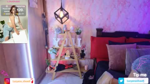 Lucyana Silva online show from 09-10-25, 12:05