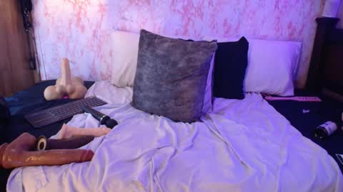 Lucyana Silva online show from 09-27-25, 05:07