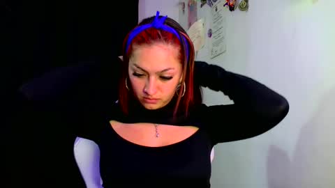 LUCIA  online show from 02-05-25, 01:26