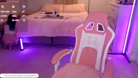 Snapshot of lucydelrey57 chatting on 11-20-25, 09:58 lucydelrey57 online show from 11-20-25, 09:58