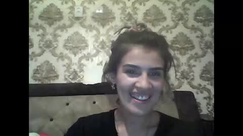 lucydoorbell online show from 09-09-25, 06:18