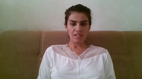 lucydoorbell online show from 10-23-25, 08:46