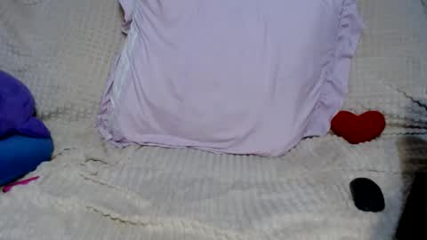 LucyGoldS online show from 12-07-24, 08:33