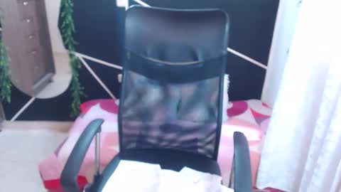 LUCY online show from 02-09-25, 04:18