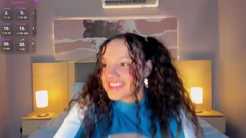 Snapshot of lucylovelyy1 chatting on 02-01-25, 12:29 Lucy online show from 02-01-25, 12:29