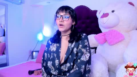 Instagramlucyluy10 online show from 01-09-25, 05:34