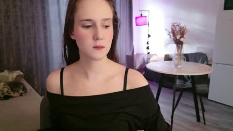 Lucy Rose online show from 03-29-26, 02:17