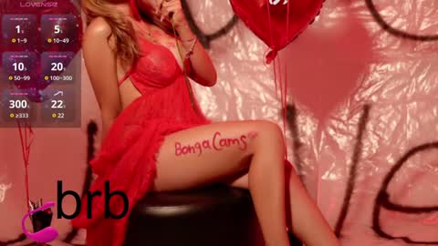 Lucy online show from 12-25-24, 03:18