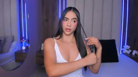 Lucy online show from 03-01-26, 08:22