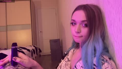 Lucy online show from 01-03-25, 08:22