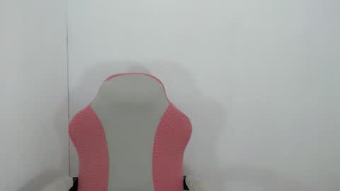 Snapshot of lucyseductive_ chatting on 05-03-26, 05:13 JIRVIE online show from 05-03-26, 05:13